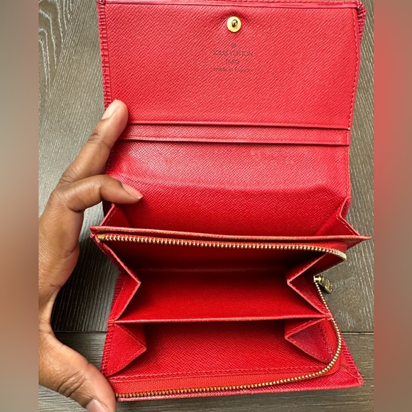 Wallet - Picture 6 of 11